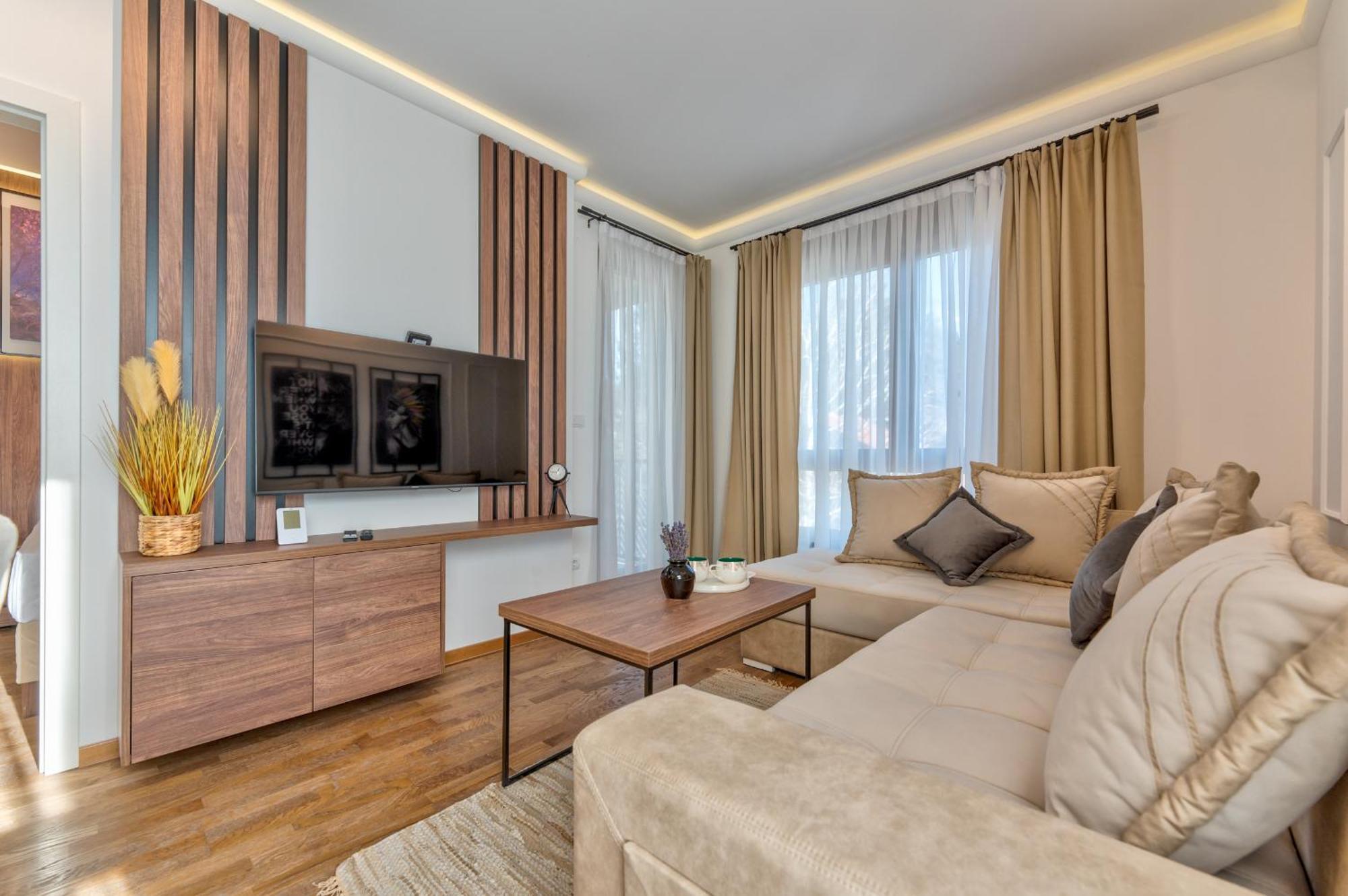 Velika Recepcija Cc Magnet Lejlighedshotel Zlatibor Eksteriør billede