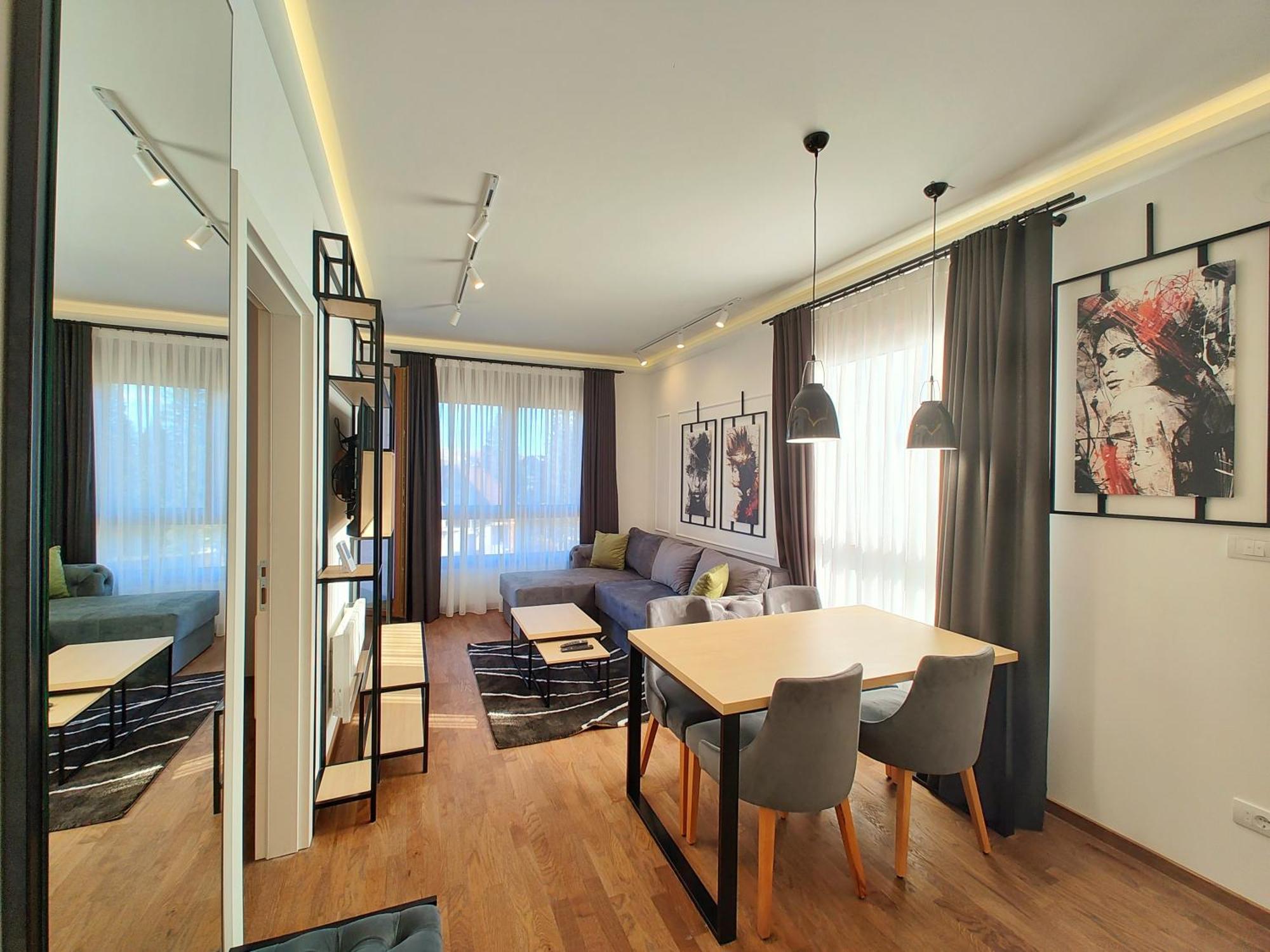 Velika Recepcija Cc Magnet Lejlighedshotel Zlatibor Eksteriør billede
